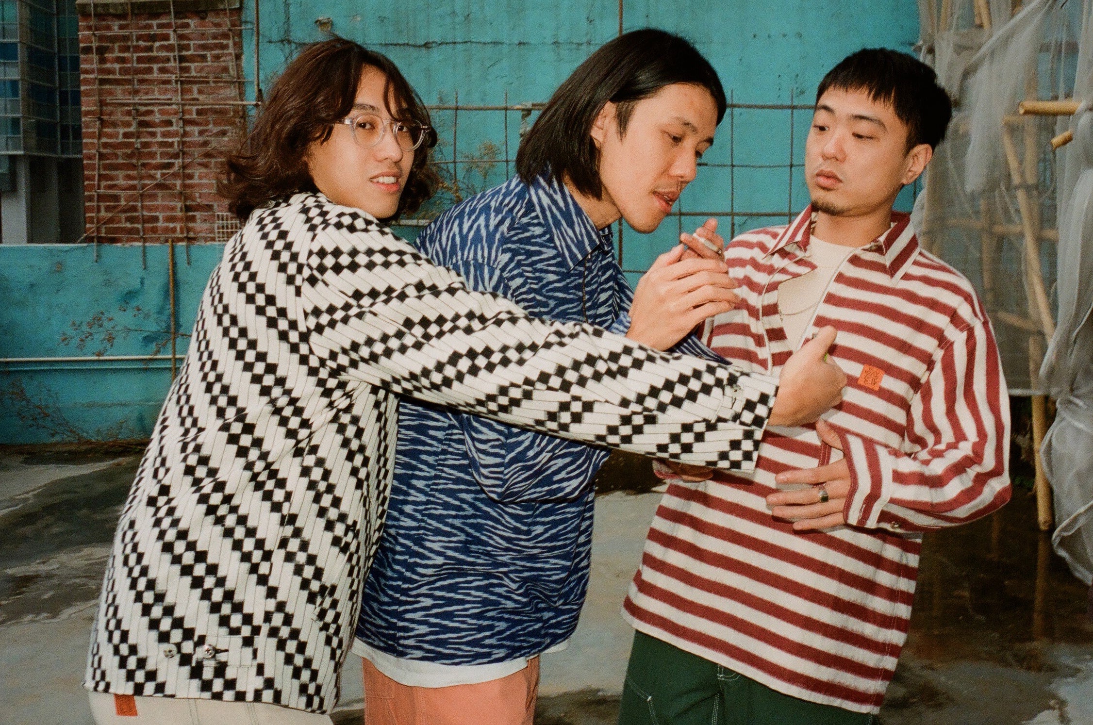 SS22 LOOK BOOK