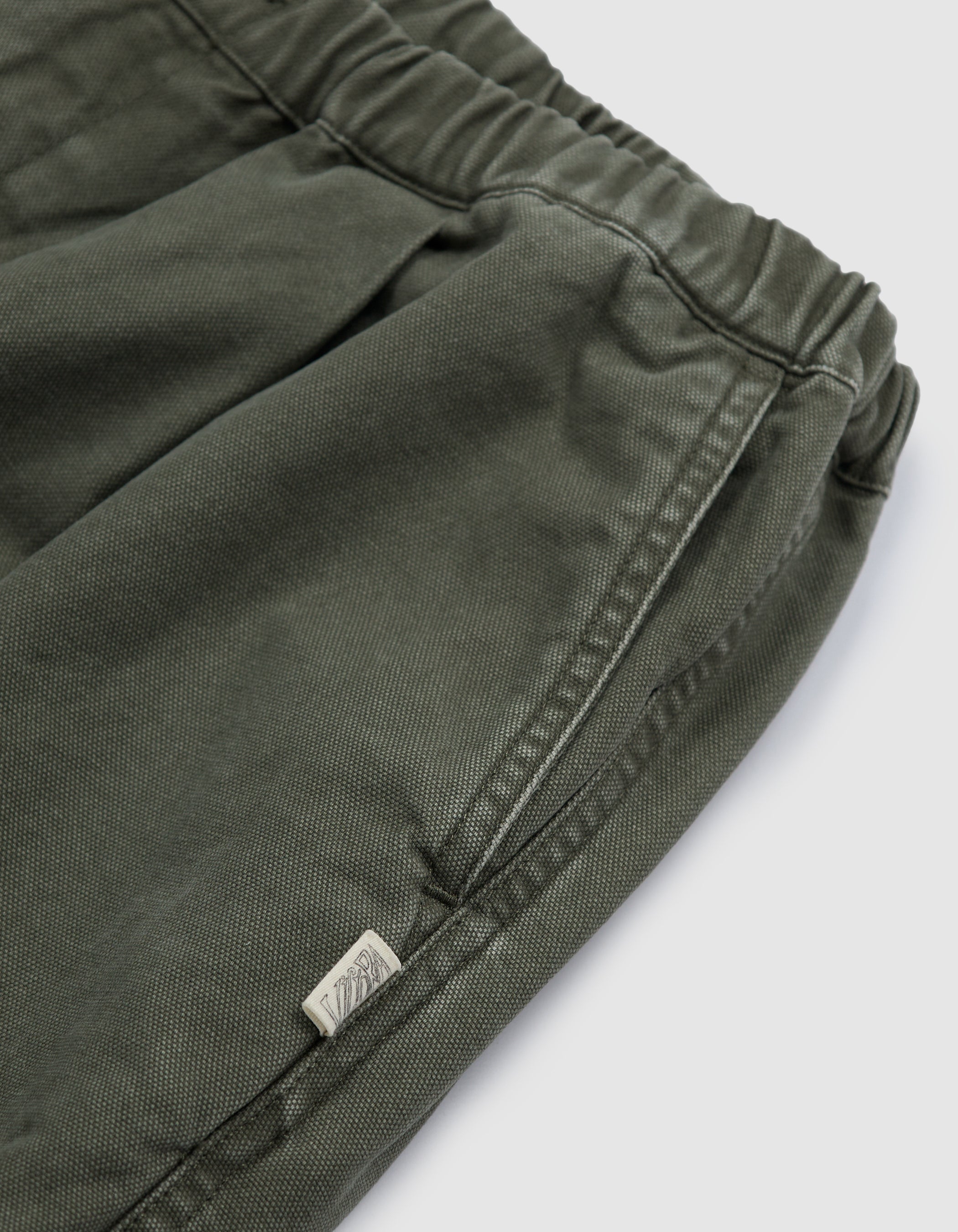 QH OVER TROUSERS