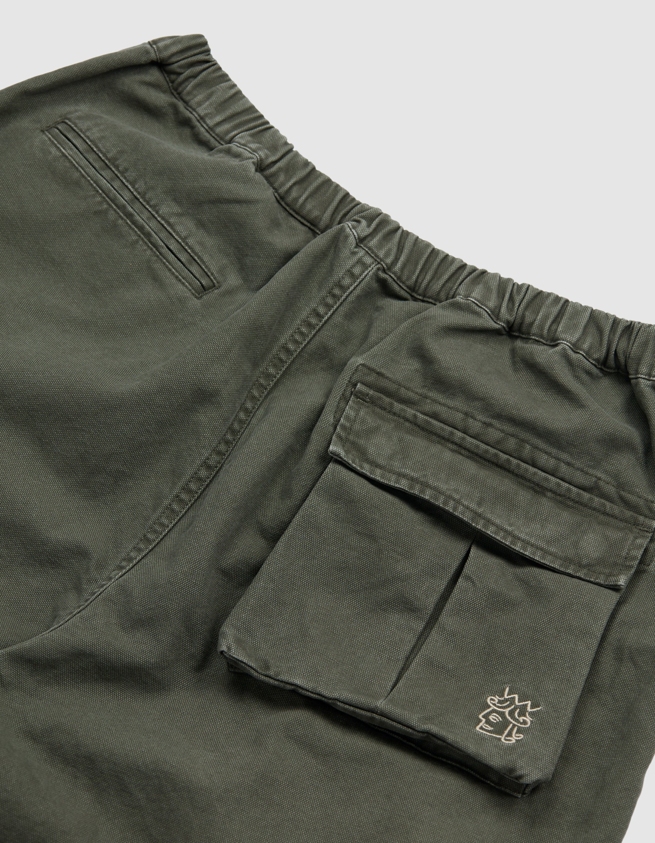 QH OVER TROUSERS