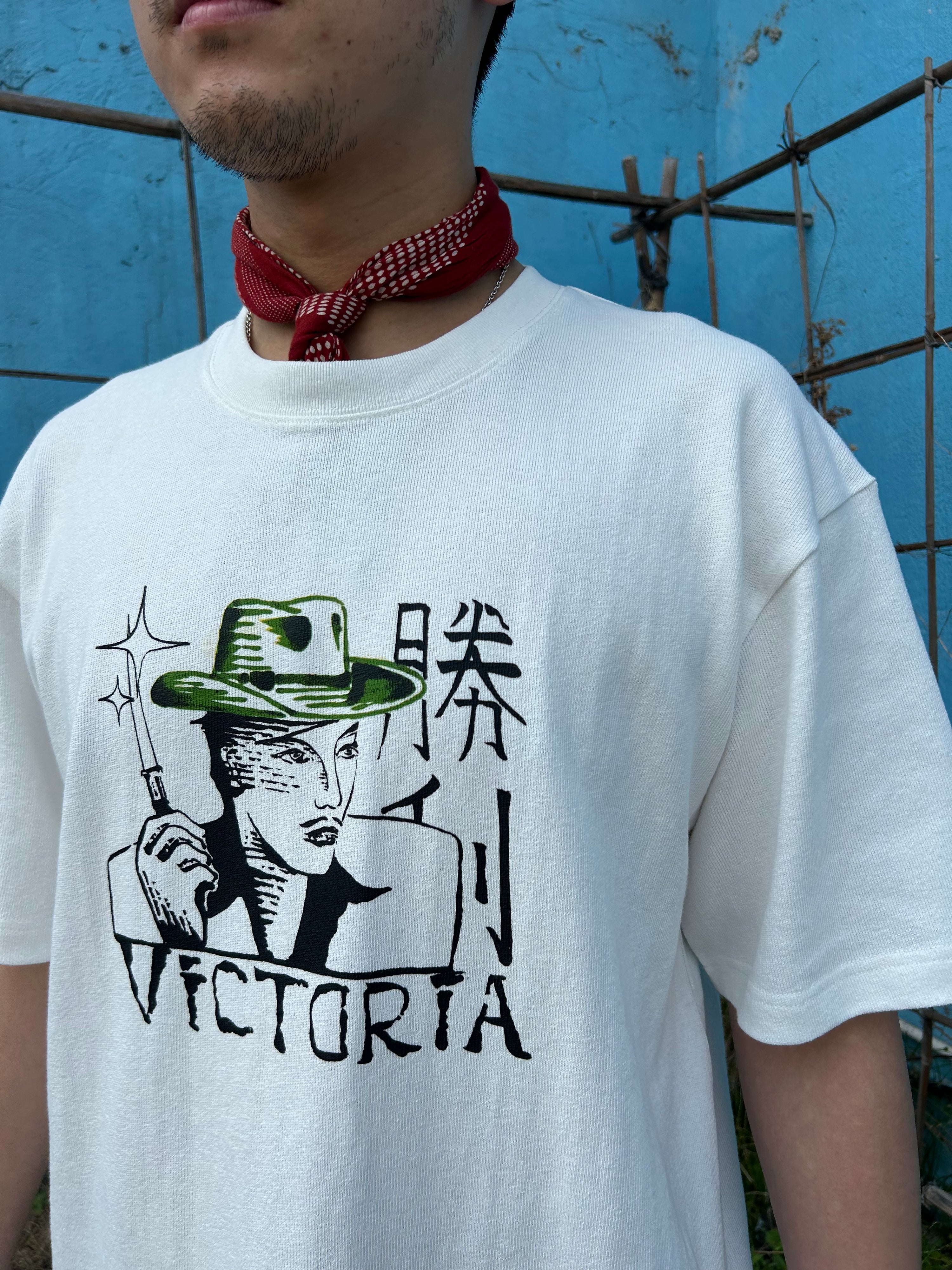 VICTORY TEE