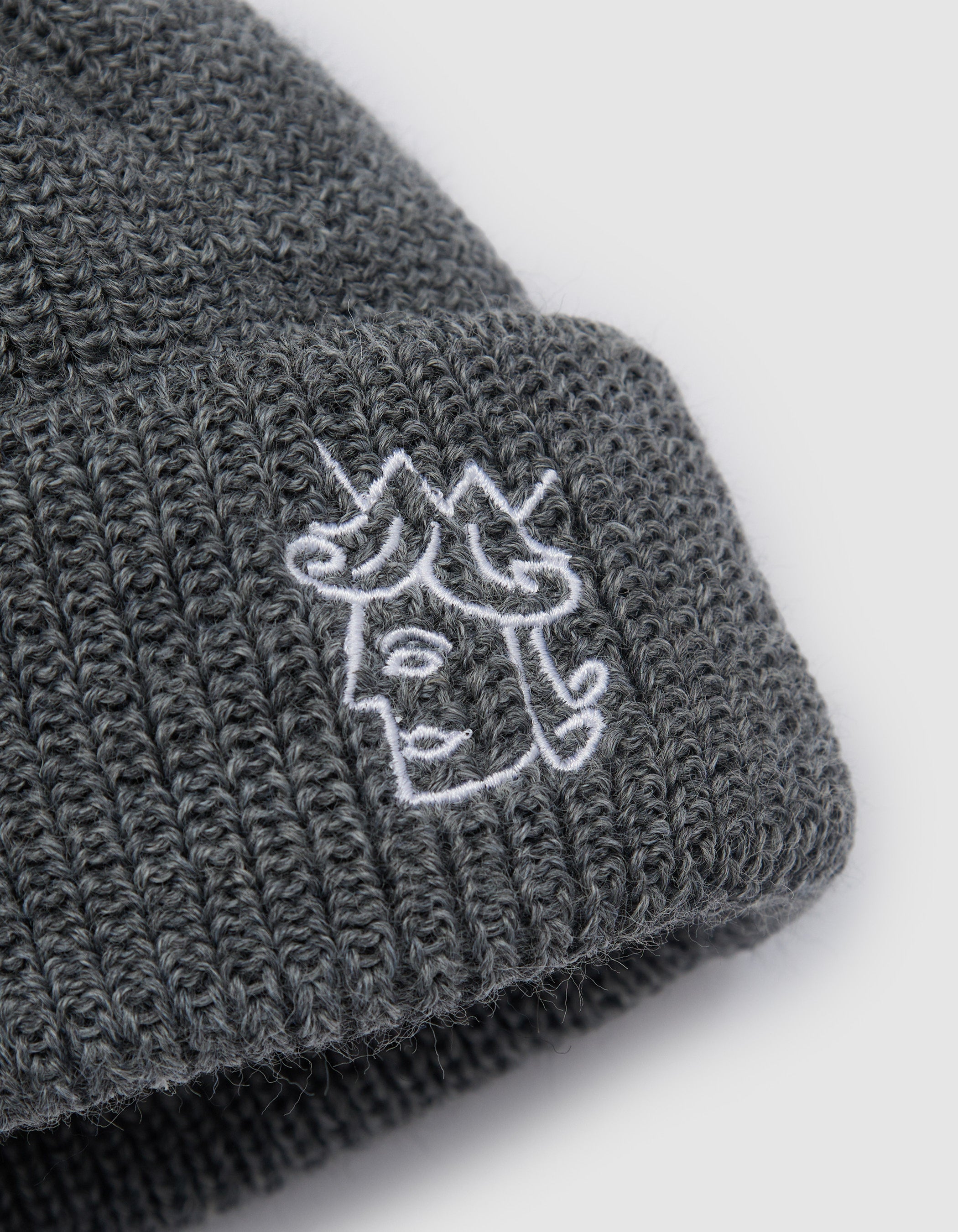 QUEENHEAD CUFF BEANIE